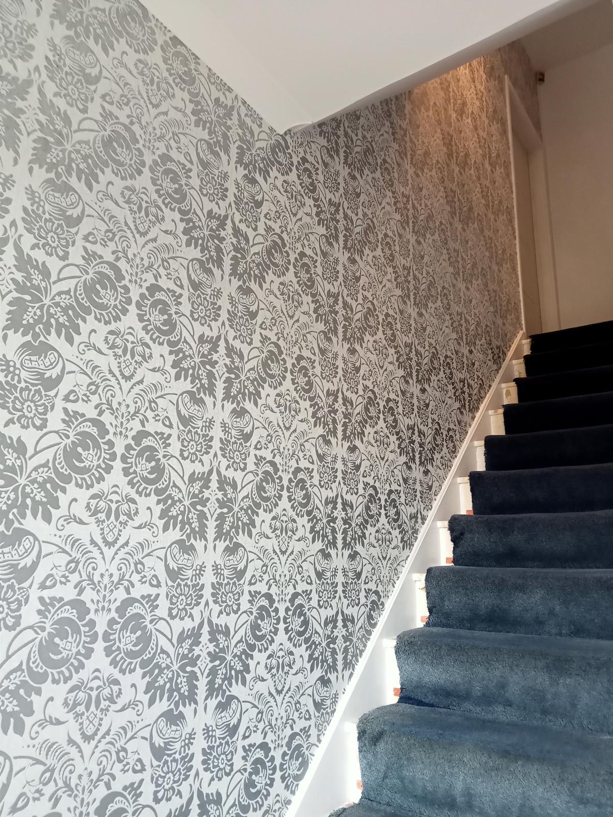 wallpaper hanging Putney, SW15