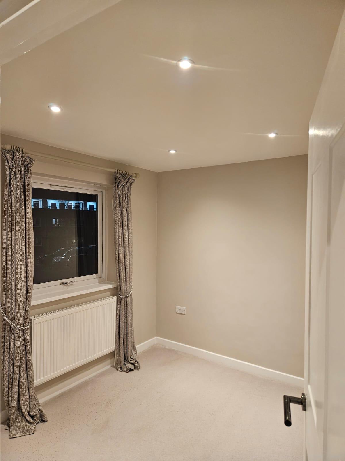 painter and decorator near me Putney
